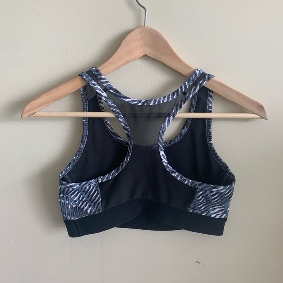 H&M sports bra - Picture 2 of 2